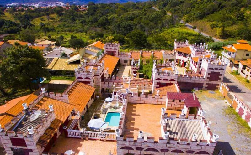 Pousada Al Castello Di Giulietta E Romeo Pirenópolis Exterior foto